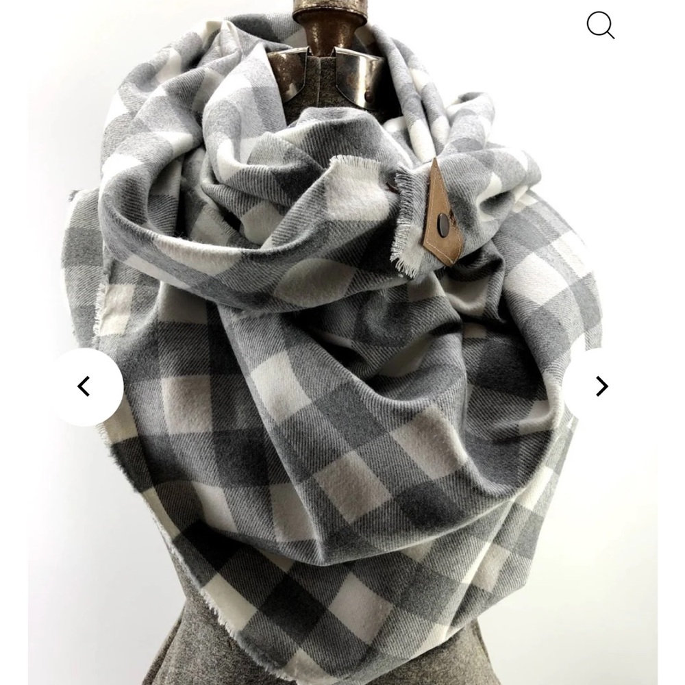 New England hand made blanket scarf